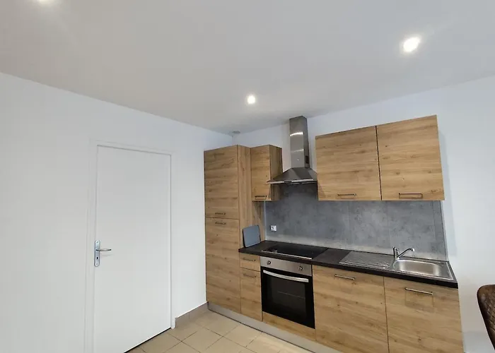 Le Sable Fin, Proche Mer, Calme Et Détente *